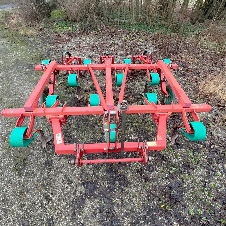 Kverneland KTS 01551B00 - Soil tillage equipment: picture 5 Kverneland KTS 01551B00 - Soil tillage equipment: picture 5