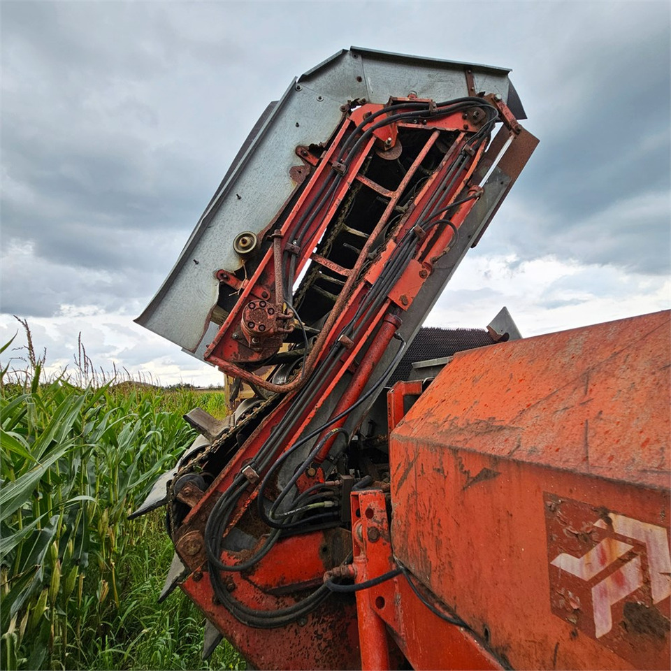 Kverneland UN 2200 - Potato harvester: picture 5 Kverneland UN 2200 - Potato harvester: picture 5