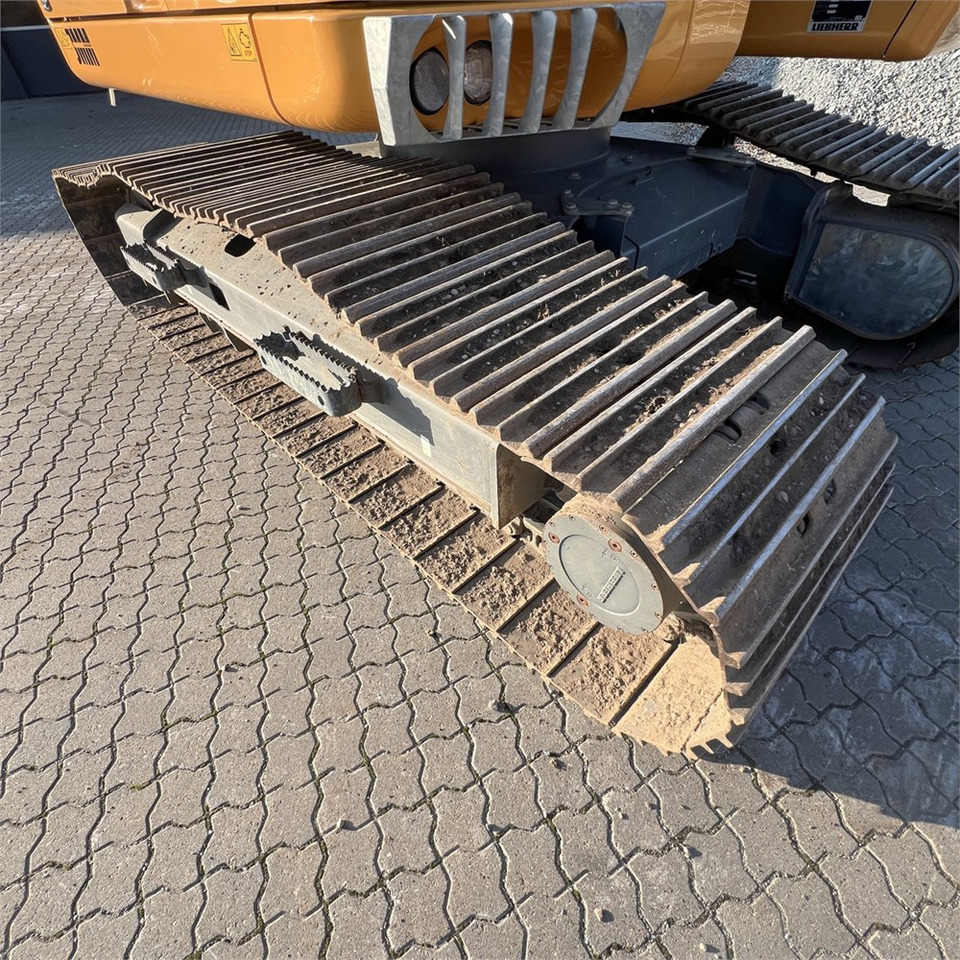 Lease a Liebherr R914 Compact S Liebherr R914 Compact S: picture 36 Lease a Liebherr R914 Compact S Liebherr R914 Compact S: picture 36