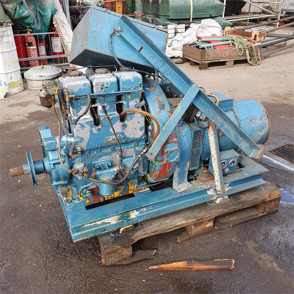 Lister 3 cyl. - Generator set: picture 2 Lister 3 cyl. - Generator set: picture 2