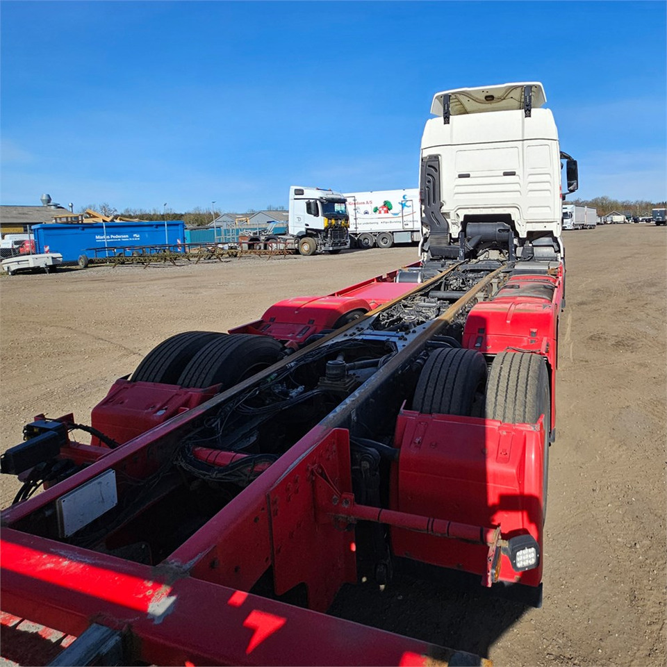 MAN TGX - Container transporter/ Swap body truck: picture 3 MAN TGX - Container transporter/ Swap body truck: picture 3
