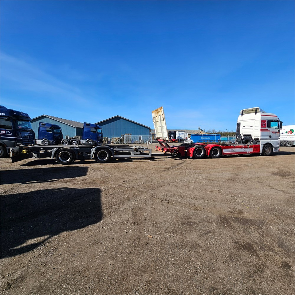 MAN TGX - Container transporter/ Swap body truck: picture 4 MAN TGX - Container transporter/ Swap body truck: picture 4