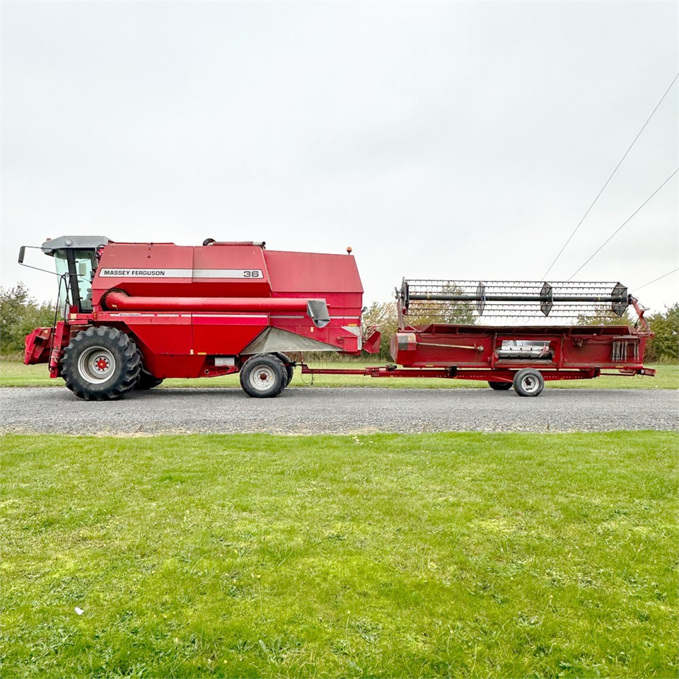 Massey Ferguson 36 - Harvester: picture 4 Massey Ferguson 36 - Harvester: picture 4