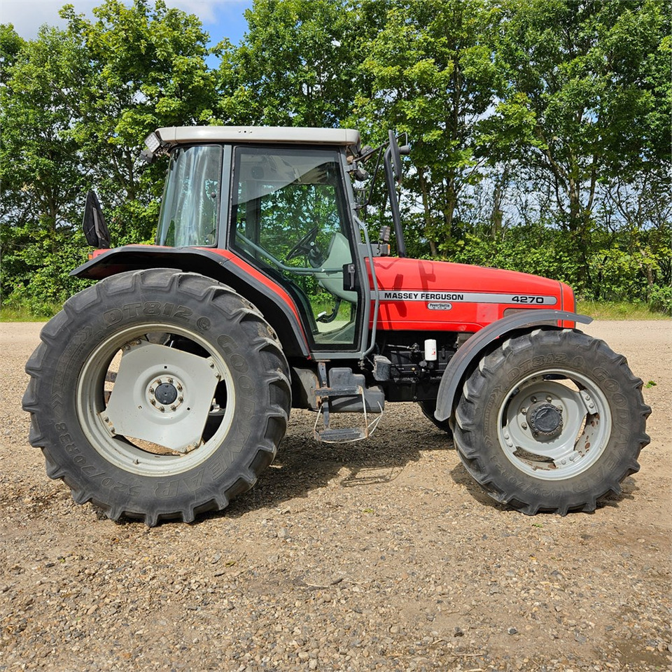 Massey Ferguson 4270 - Farm tractor: picture 2 Massey Ferguson 4270 - Farm tractor: picture 2