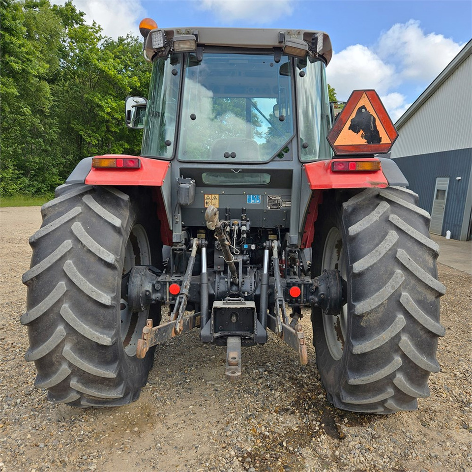 Massey Ferguson 4270 - Farm tractor: picture 4 Massey Ferguson 4270 - Farm tractor: picture 4