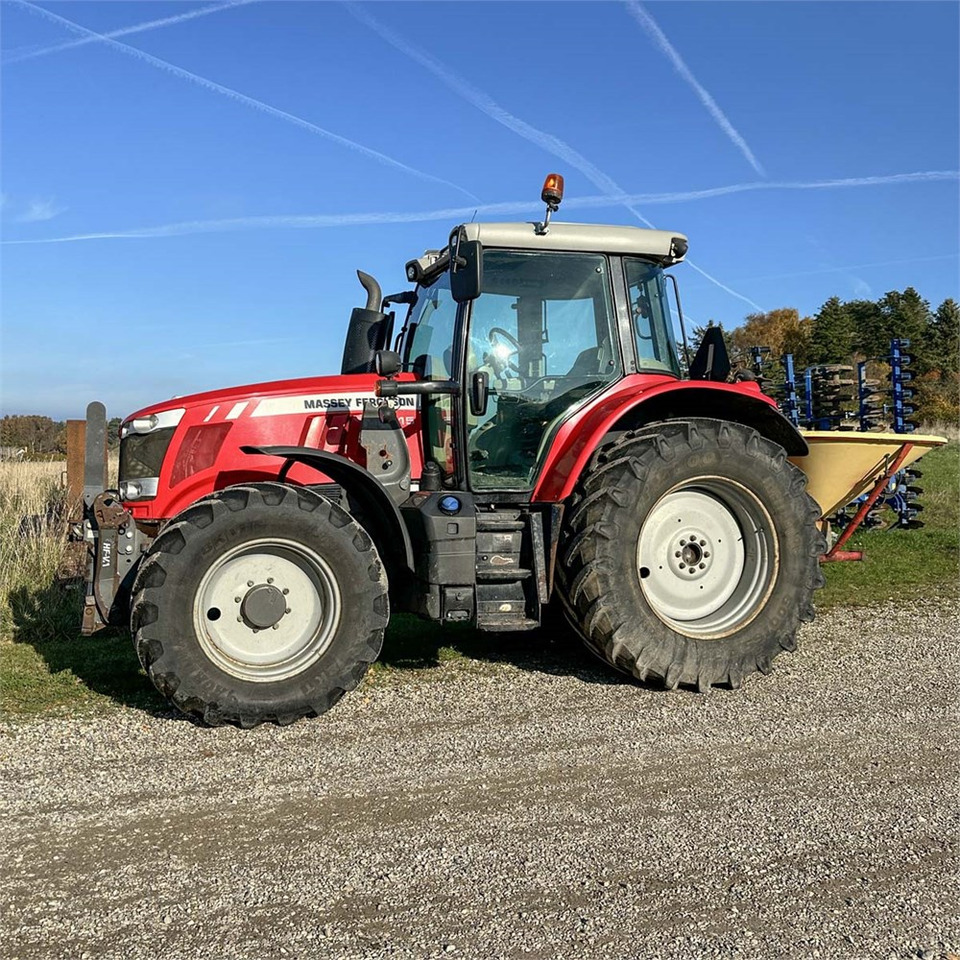 Massey Ferguson 6615 - Farm tractor: picture 1 Massey Ferguson 6615 - Farm tractor: picture 1
