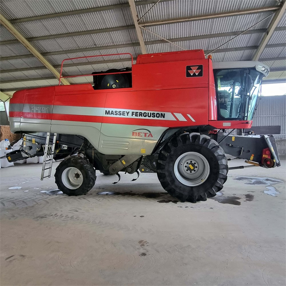 Massey Ferguson 7270 BETA - Harvester: picture 2 Massey Ferguson 7270 BETA - Harvester: picture 2