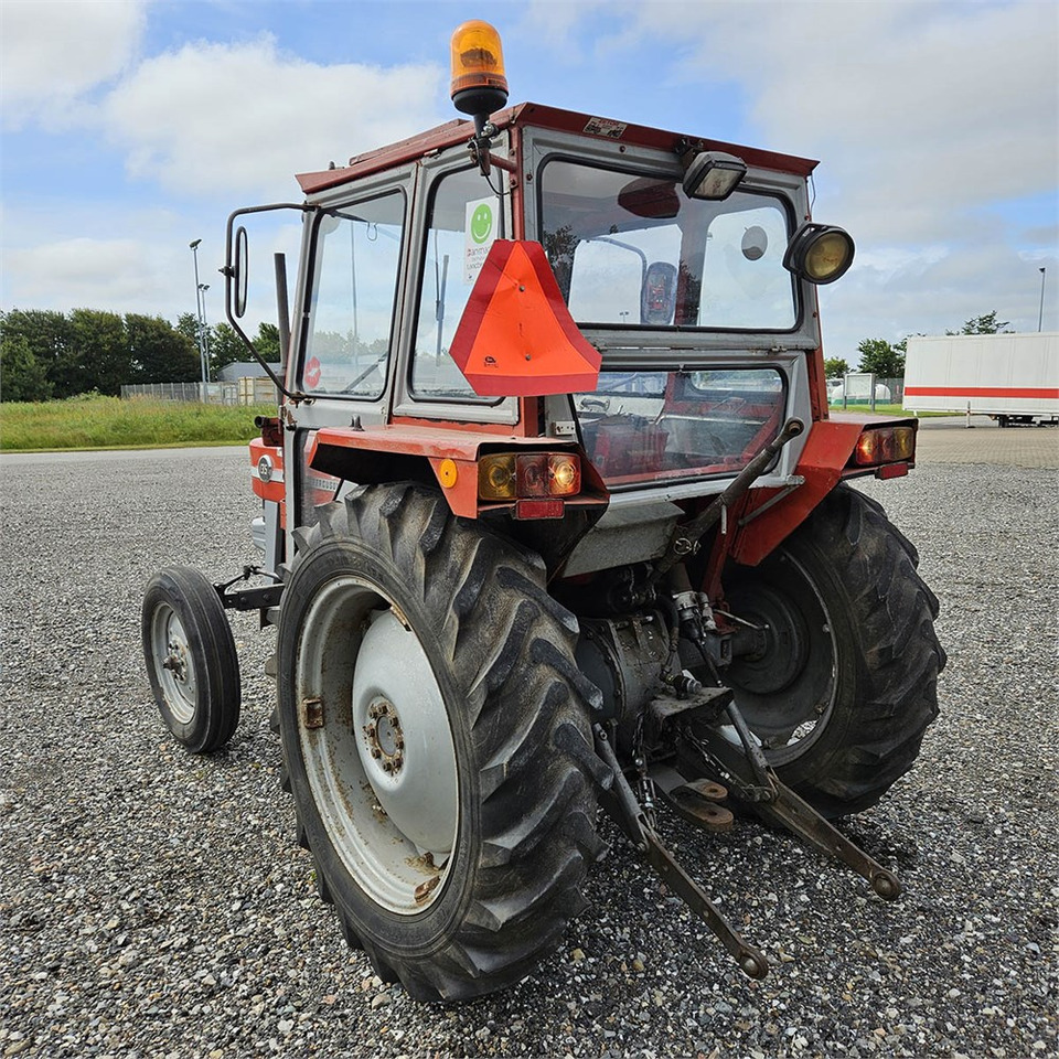 Massey Ferguson MF135 - Farm tractor: picture 5 Massey Ferguson MF135 - Farm tractor: picture 5