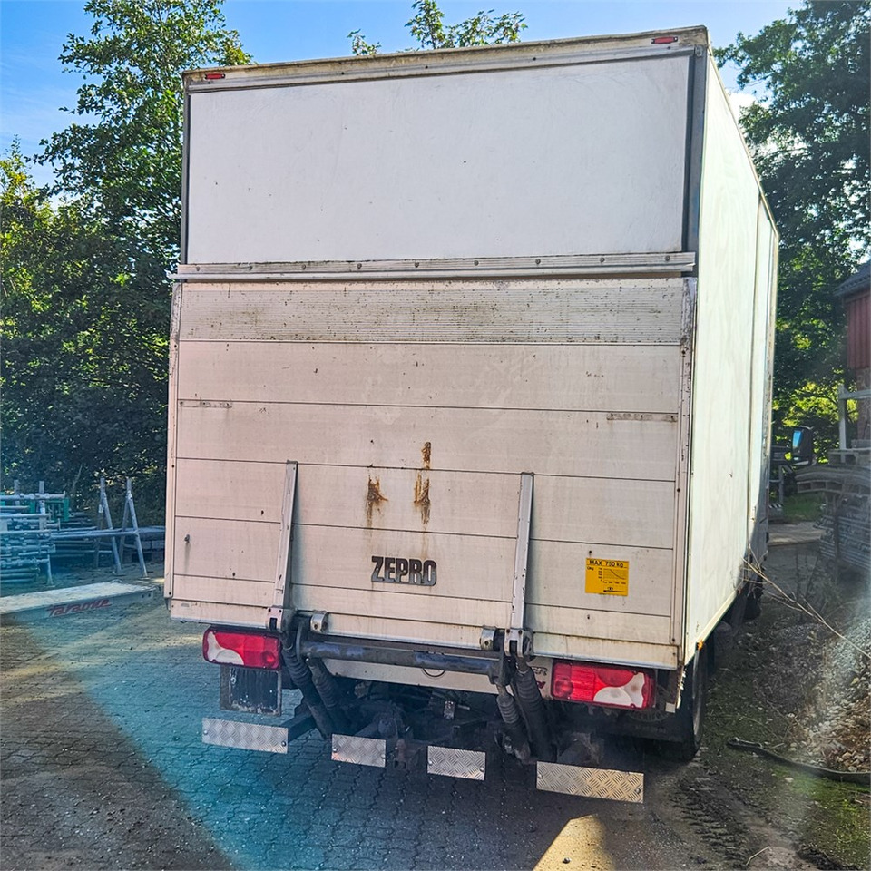 Mercedes Sprinter 515 Cdi - Box van: picture 4 Mercedes Sprinter 515 Cdi - Box van: picture 4