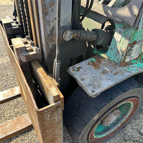 Forklift Mitsubishi FG30T: picture 24 Forklift Mitsubishi FG30T: picture 24