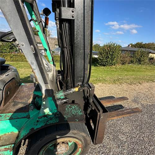 Forklift Mitsubishi FG30T: picture 20 Forklift Mitsubishi FG30T: picture 20