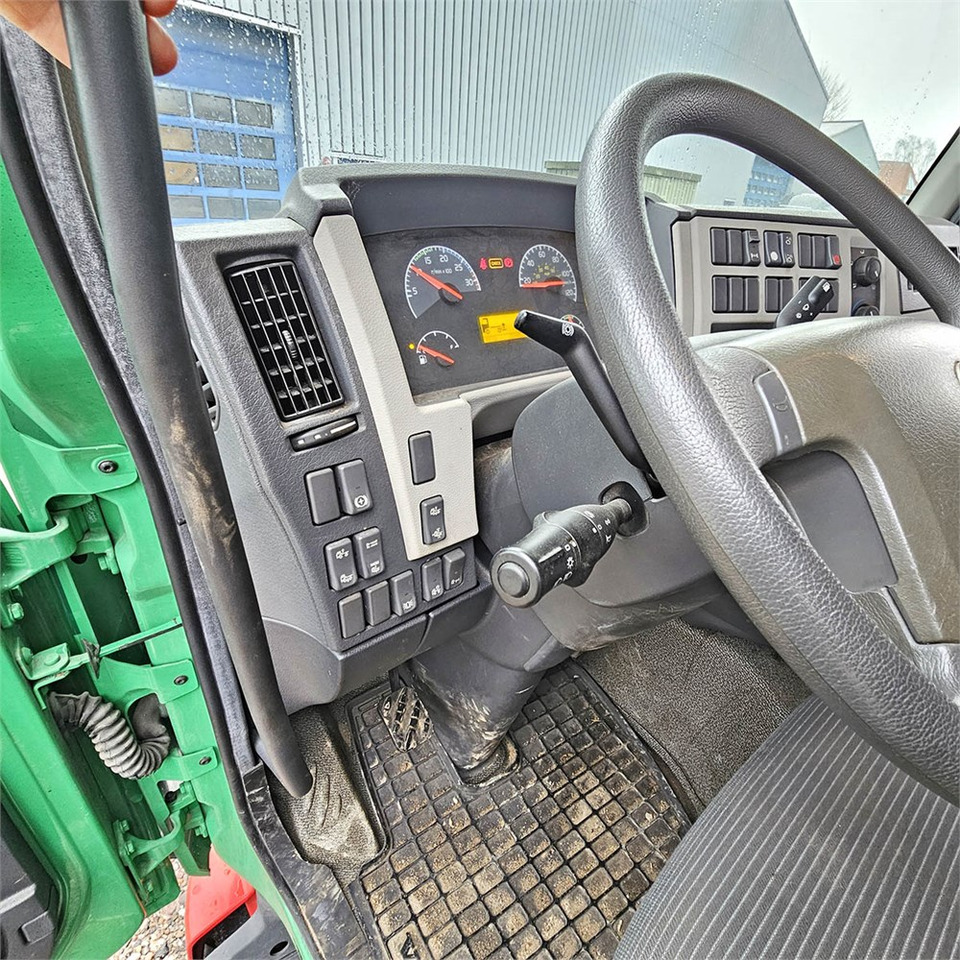 Municipal/ Special vehicle Volvo FL 280: picture 36