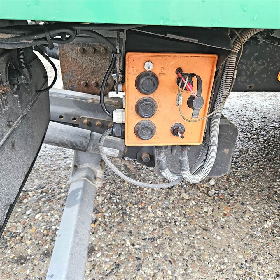 Municipal/ Special vehicle Volvo FL 280: picture 45