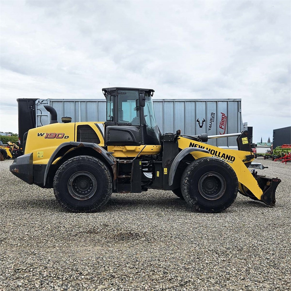 New Holland W190 D - Wheel loader: picture 2 New Holland W190 D - Wheel loader: picture 2