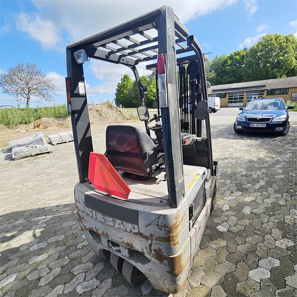 Nissan 1N1L150 - Forklift: picture 5 Nissan 1N1L150 - Forklift: picture 5