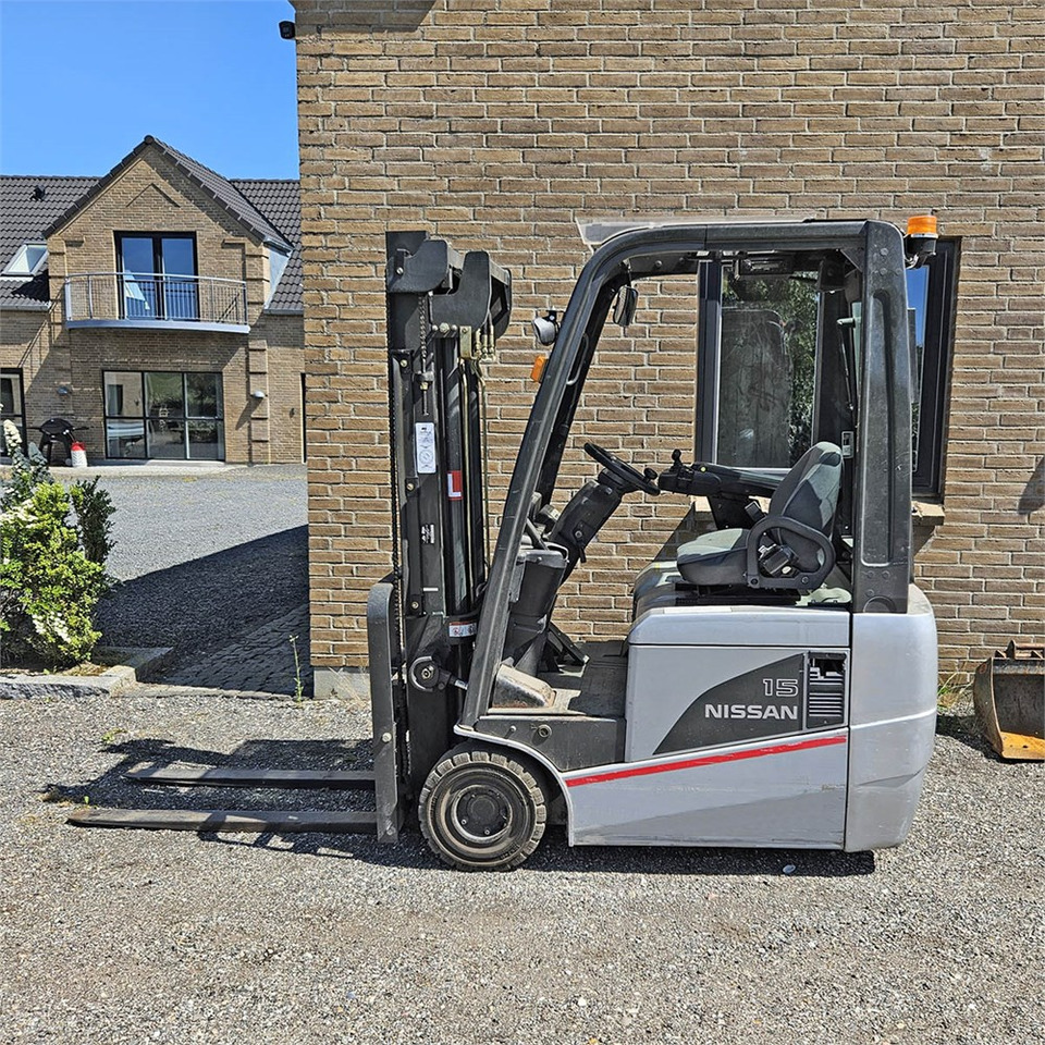 Nissan 1N1L150 - Forklift: picture 1 Nissan 1N1L150 - Forklift: picture 1