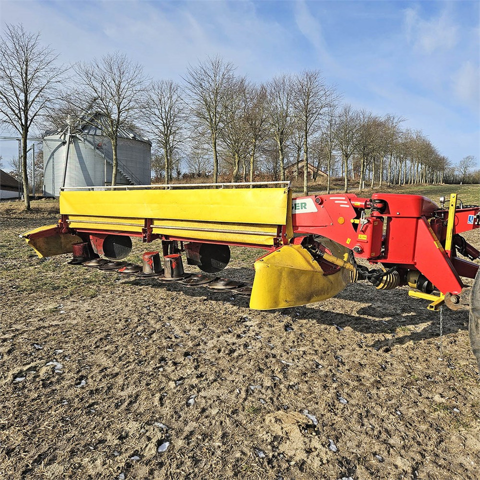 Pöttinger Novacat 442 - Harvester: picture 1 Pöttinger Novacat 442 - Harvester: picture 1