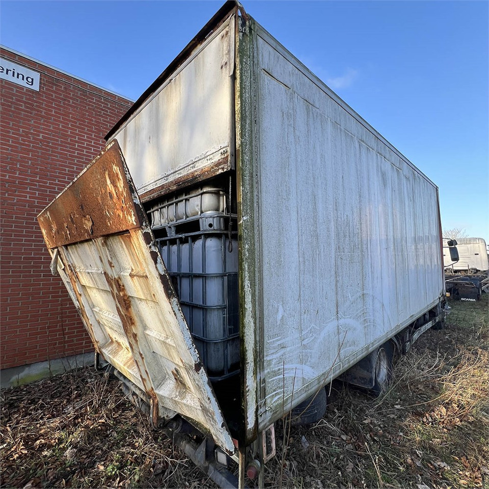 Renault 220 - Box truck: picture 4 Renault 220 - Box truck: picture 4