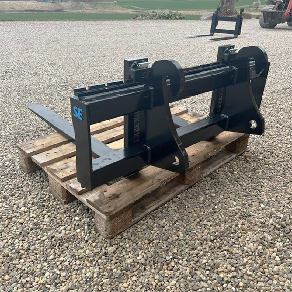 SE Equipment Giant - Forks for Construction machinery: picture 5 SE Equipment Giant - Forks for Construction machinery: picture 5