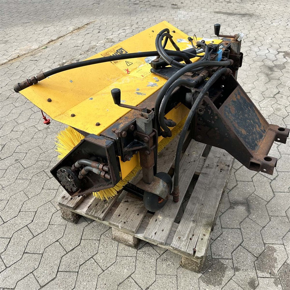 Stenballe HF 1300 LF - Broom: picture 5 Stenballe HF 1300 LF - Broom: picture 5