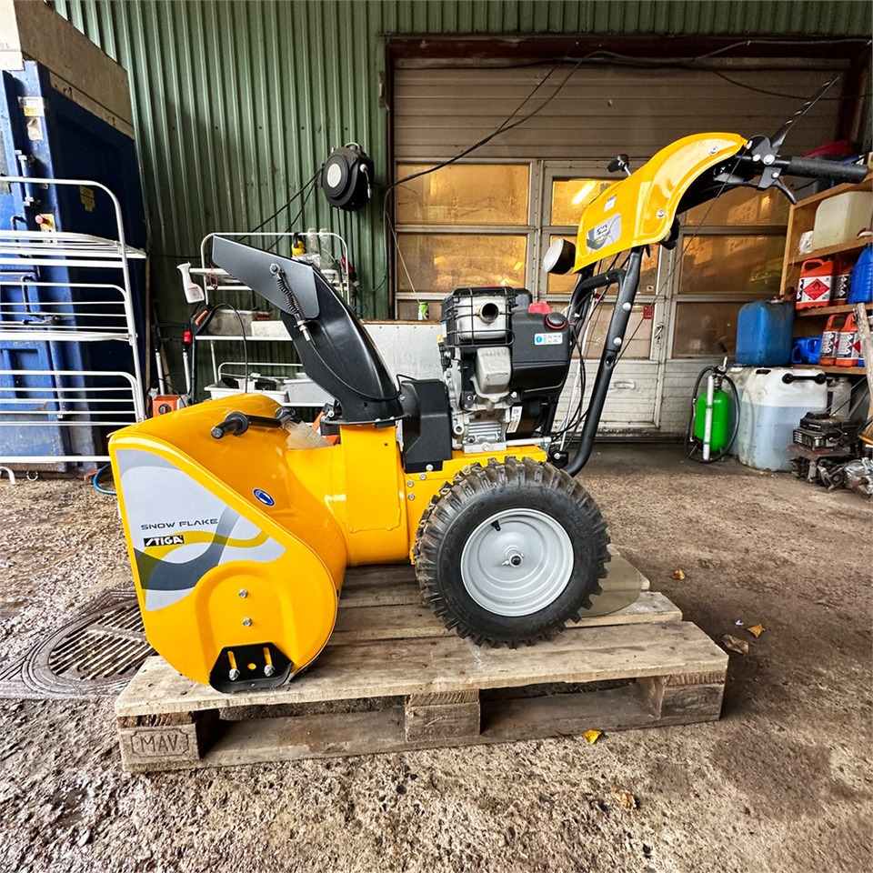 Snow blower Stiga Snow Flake 18-2829-32: picture 1