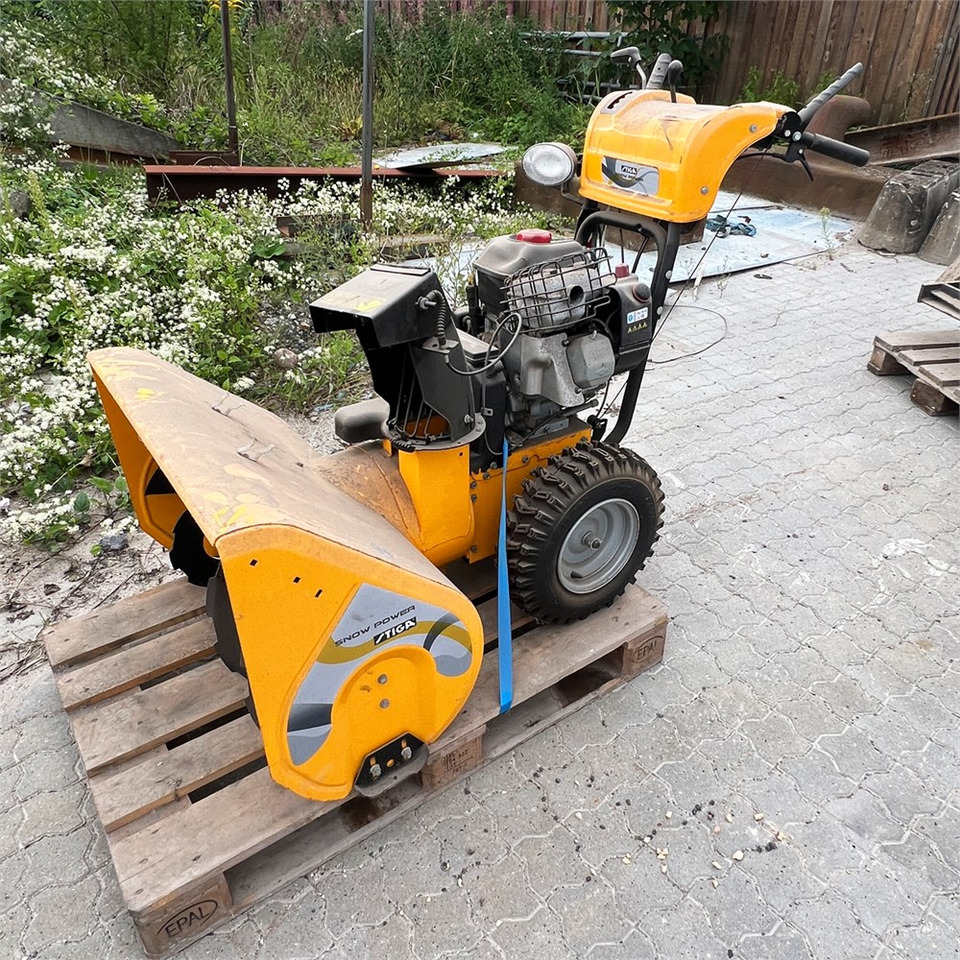 Stiga Snow Power - Snow blower: picture 4 Stiga Snow Power - Snow blower: picture 4