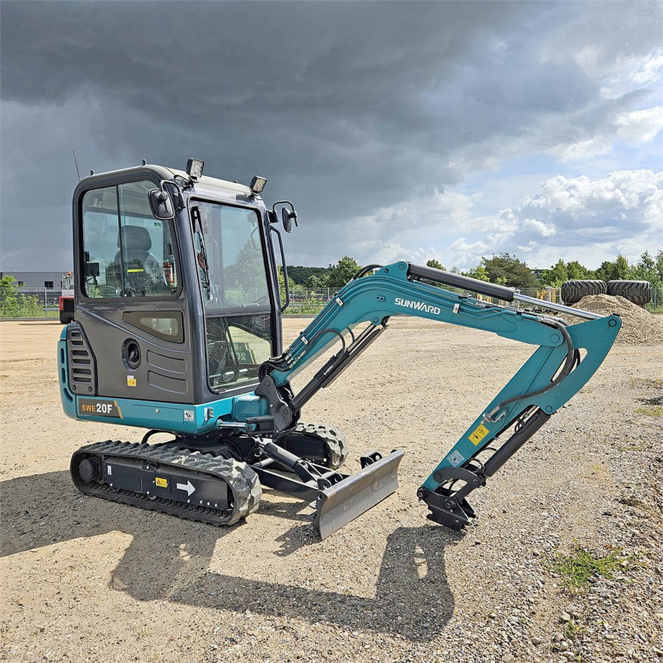 Mini excavator Sunward SWE 20F: picture 6