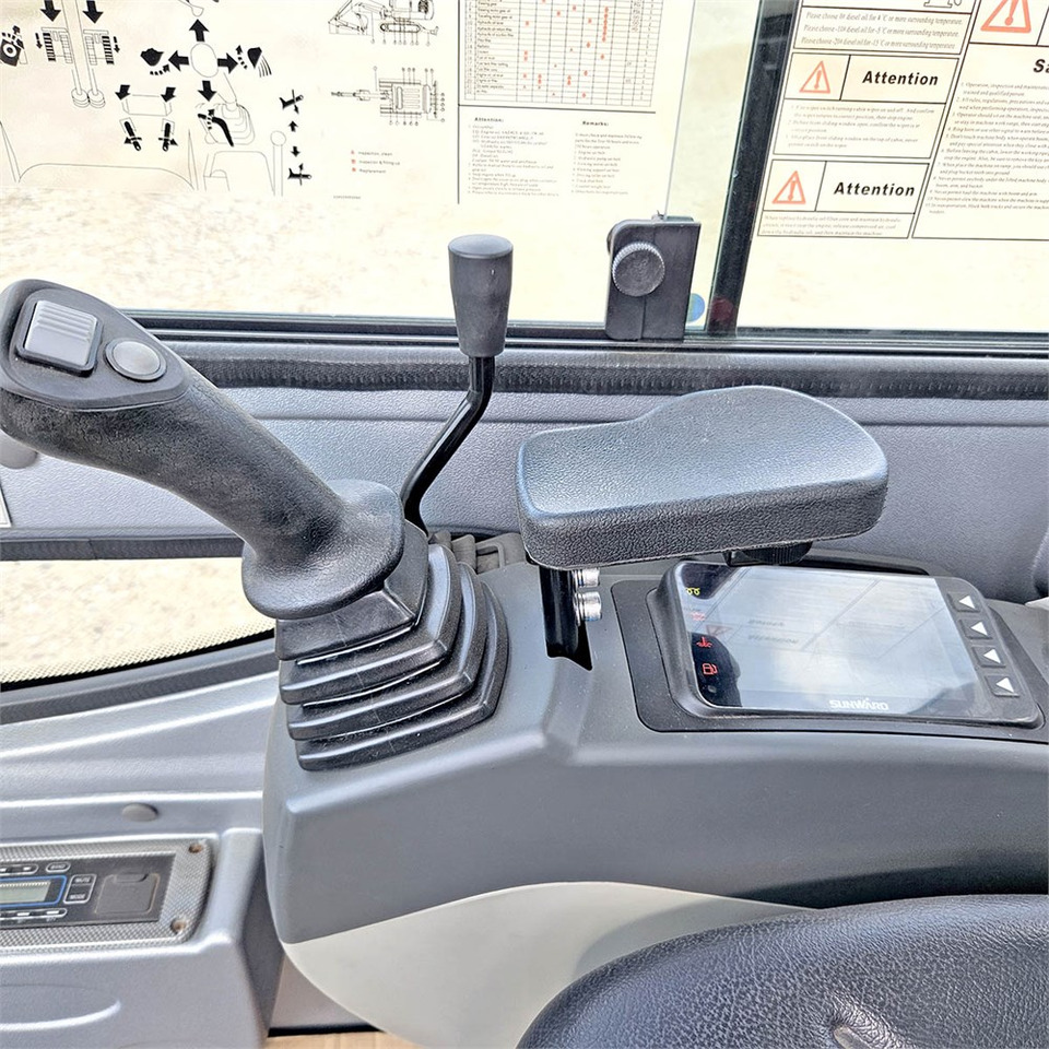 Mini excavator Sunward SWE 20F: picture 12