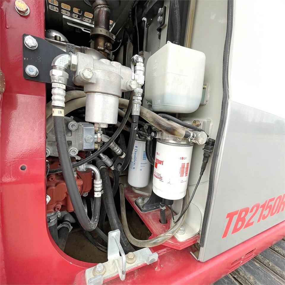 Crawler excavator Takeuchi TB 2150 R: picture 45