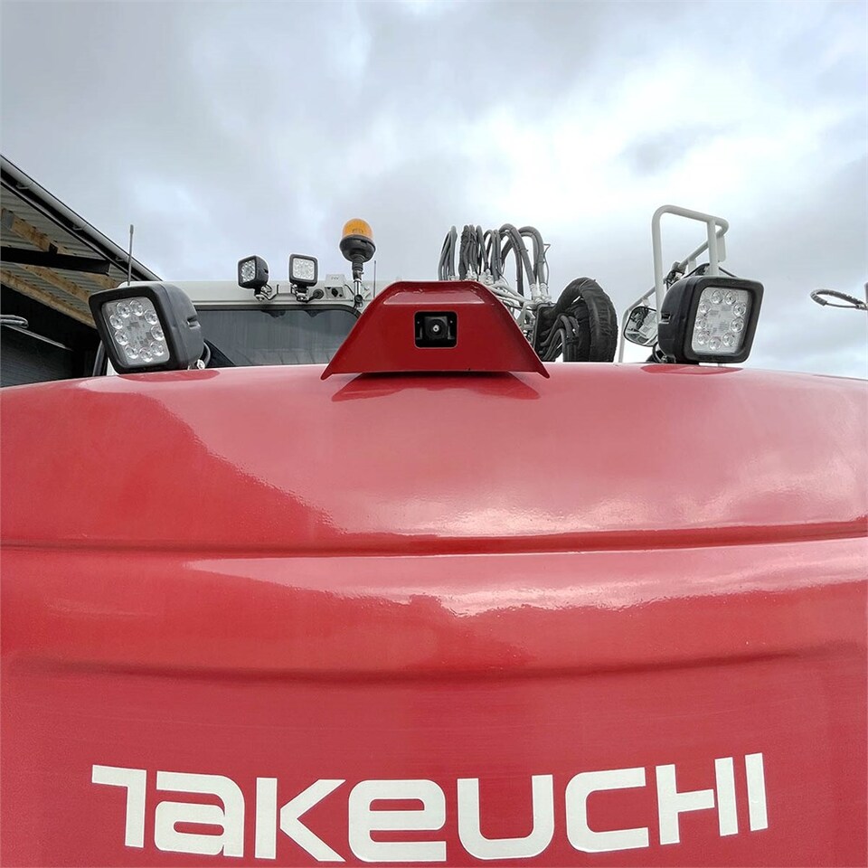Crawler excavator Takeuchi TB 2150 R: picture 19