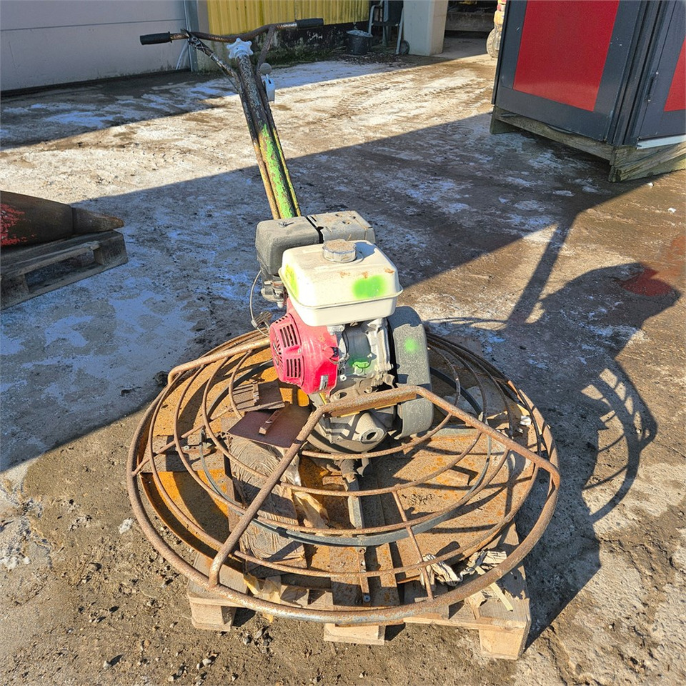 Tremix 1,5 x 1 m - Power trowel: picture 1 Tremix 1,5 x 1 m - Power trowel: picture 1