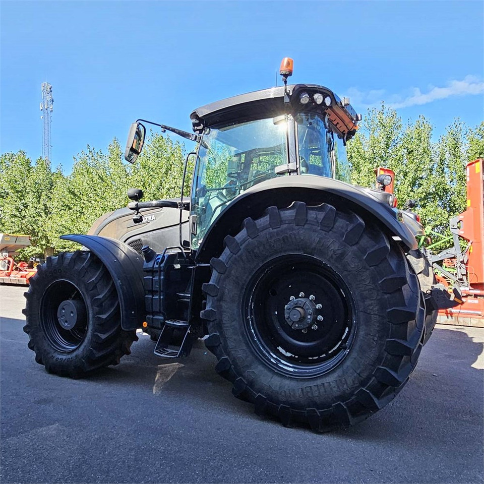 Valtra s394 - Farm tractor: picture 5 Valtra s394 - Farm tractor: picture 5