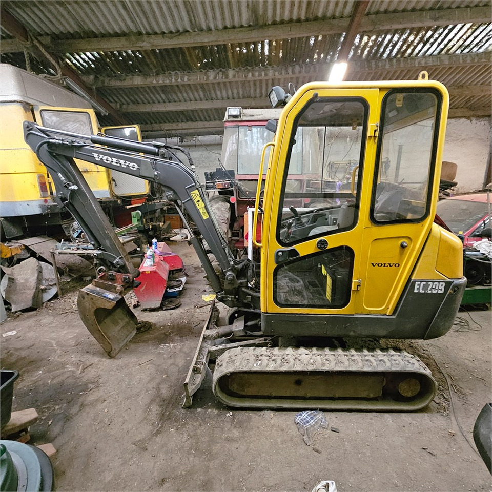 Volvo EC20 B XTV - Mini excavator: picture 1 Volvo EC20 B XTV - Mini excavator: picture 1