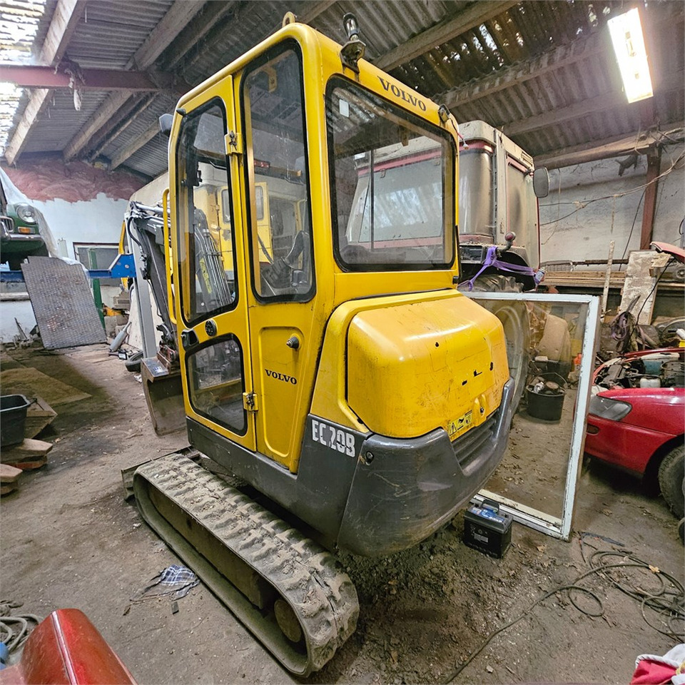 Volvo EC20 B XTV - Mini excavator: picture 2 Volvo EC20 B XTV - Mini excavator: picture 2
