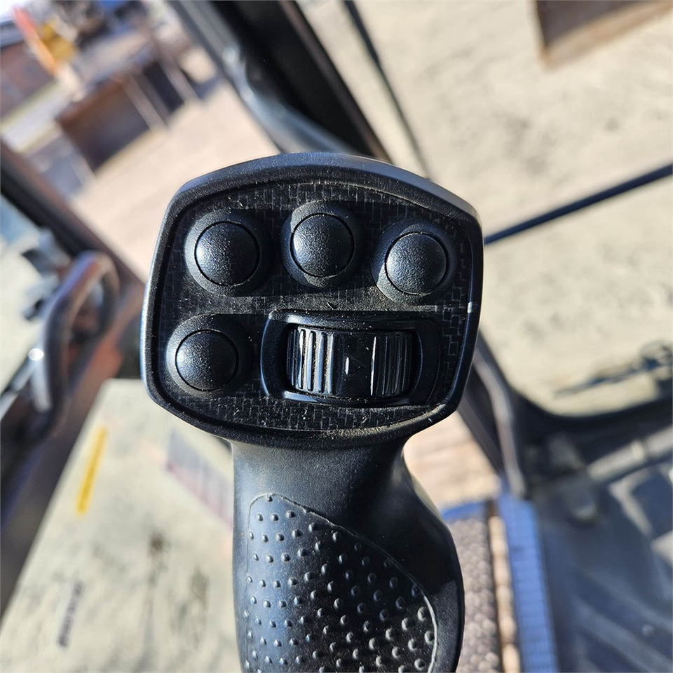 Crawler excavator Volvo EC200 EL: picture 13
