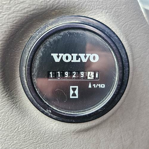 Crawler excavator Volvo EC300 DL: picture 30 Crawler excavator Volvo EC300 DL: picture 30