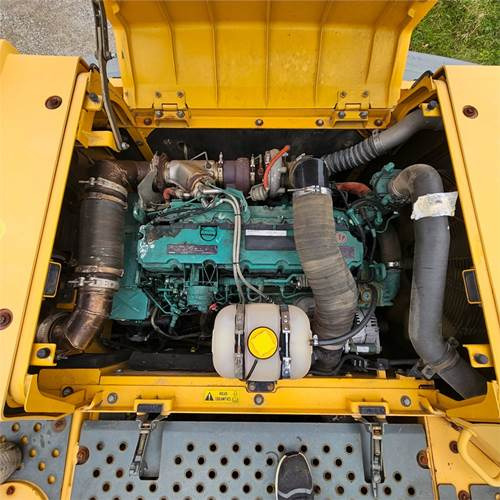 Crawler excavator Volvo EC300 DL: picture 45 Crawler excavator Volvo EC300 DL: picture 45