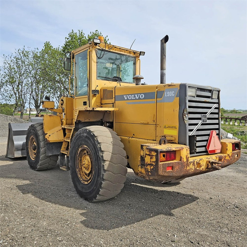 Volvo L90C - Wheel loader: picture 3 Volvo L90C - Wheel loader: picture 3
