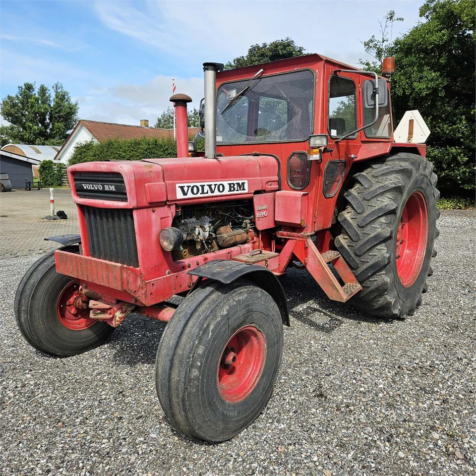 Volvo T810A - Farm tractor: picture 1 Volvo T810A - Farm tractor: picture 1