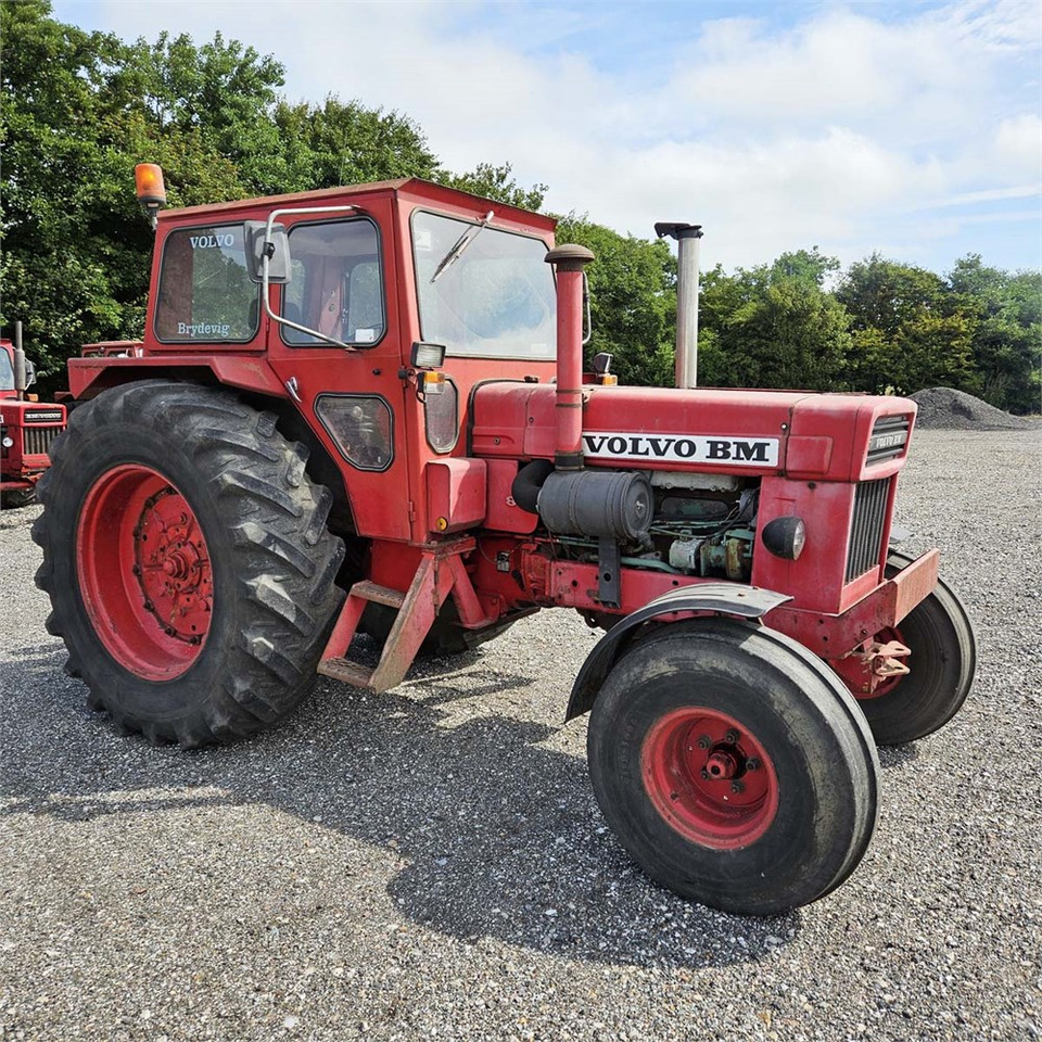 Volvo T810A - Farm tractor: picture 4 Volvo T810A - Farm tractor: picture 4