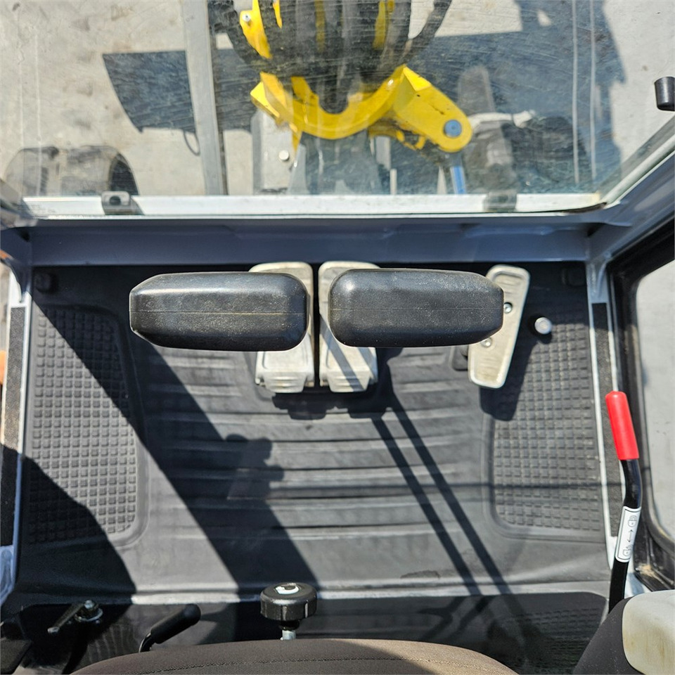 Mini excavator Wacker Neuson ET18: picture 17