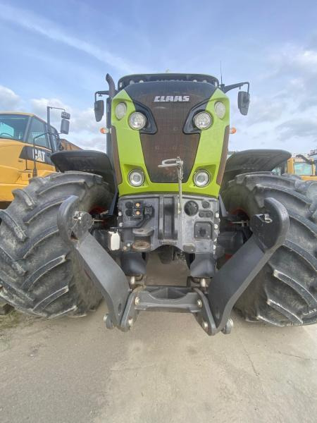 Farm tractor Claas Axion 800: picture 6
