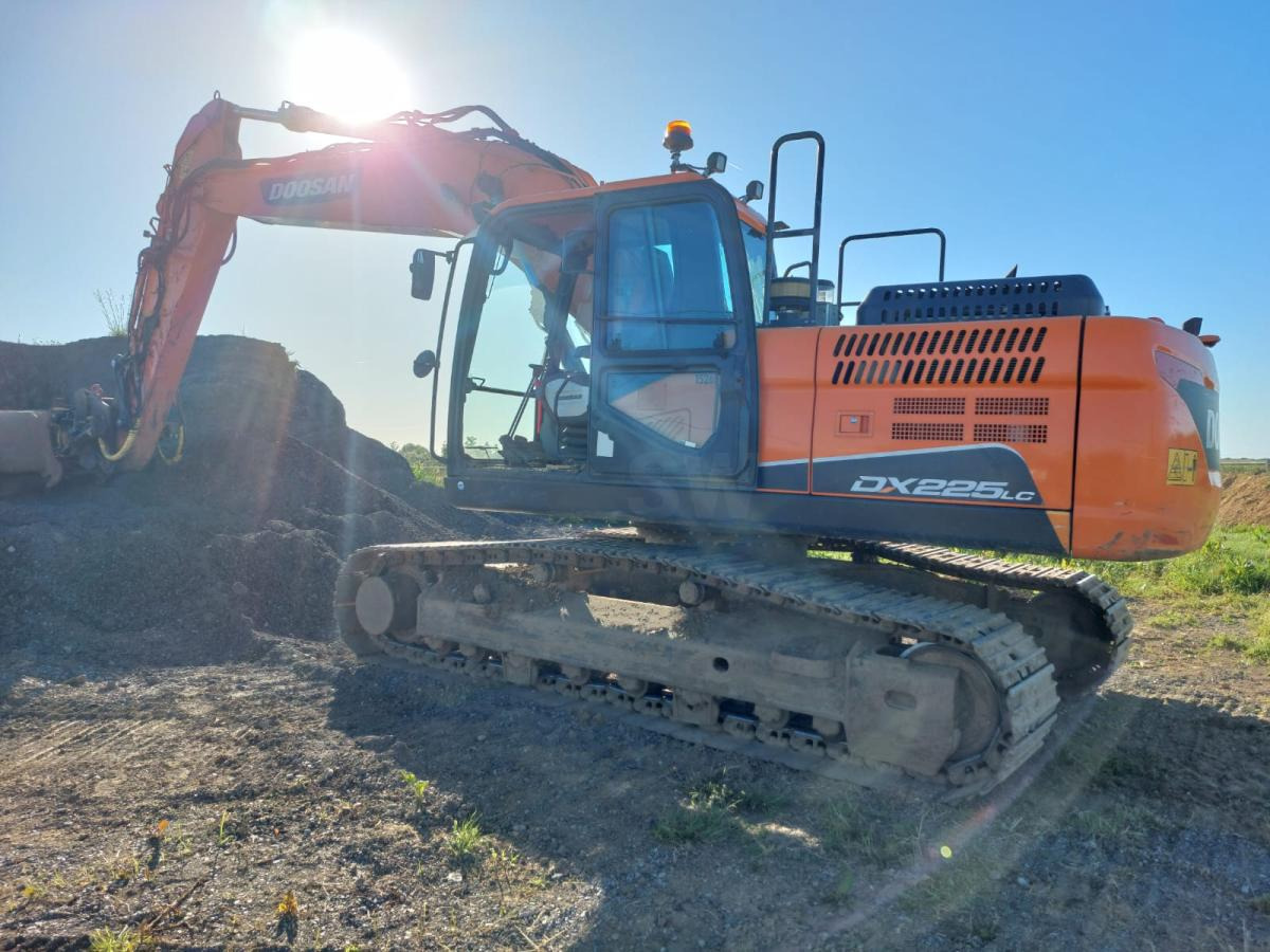 Doosan DX 225LC-5 - Crawler excavator: picture 2 Doosan DX 225LC-5 - Crawler excavator: picture 2