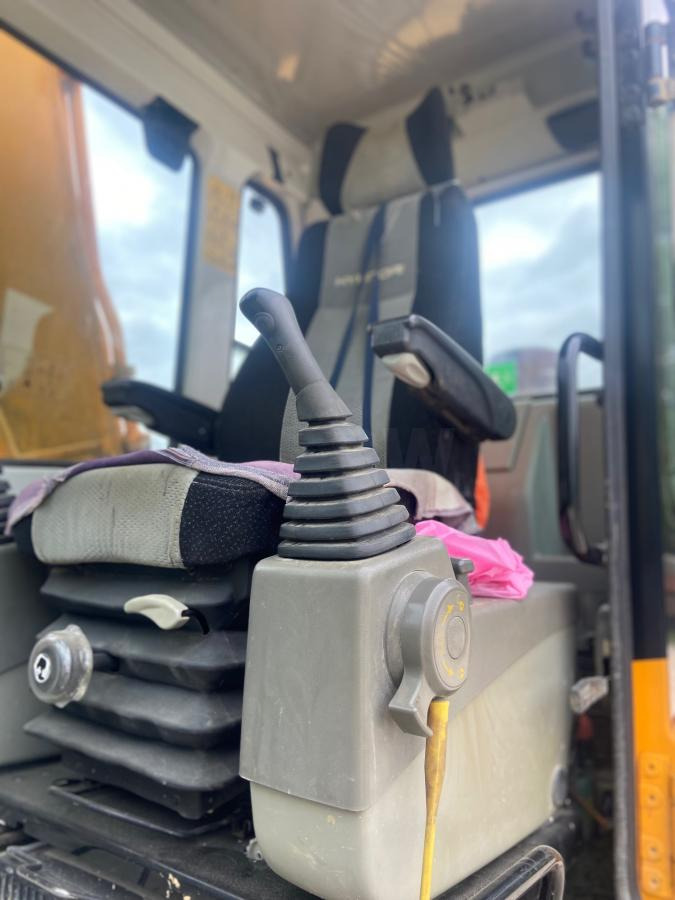 Hyundai LONG REACH ROBEX 210LC-7 - Crawler excavator: picture 5 Hyundai LONG REACH ROBEX 210LC-7 - Crawler excavator: picture 5