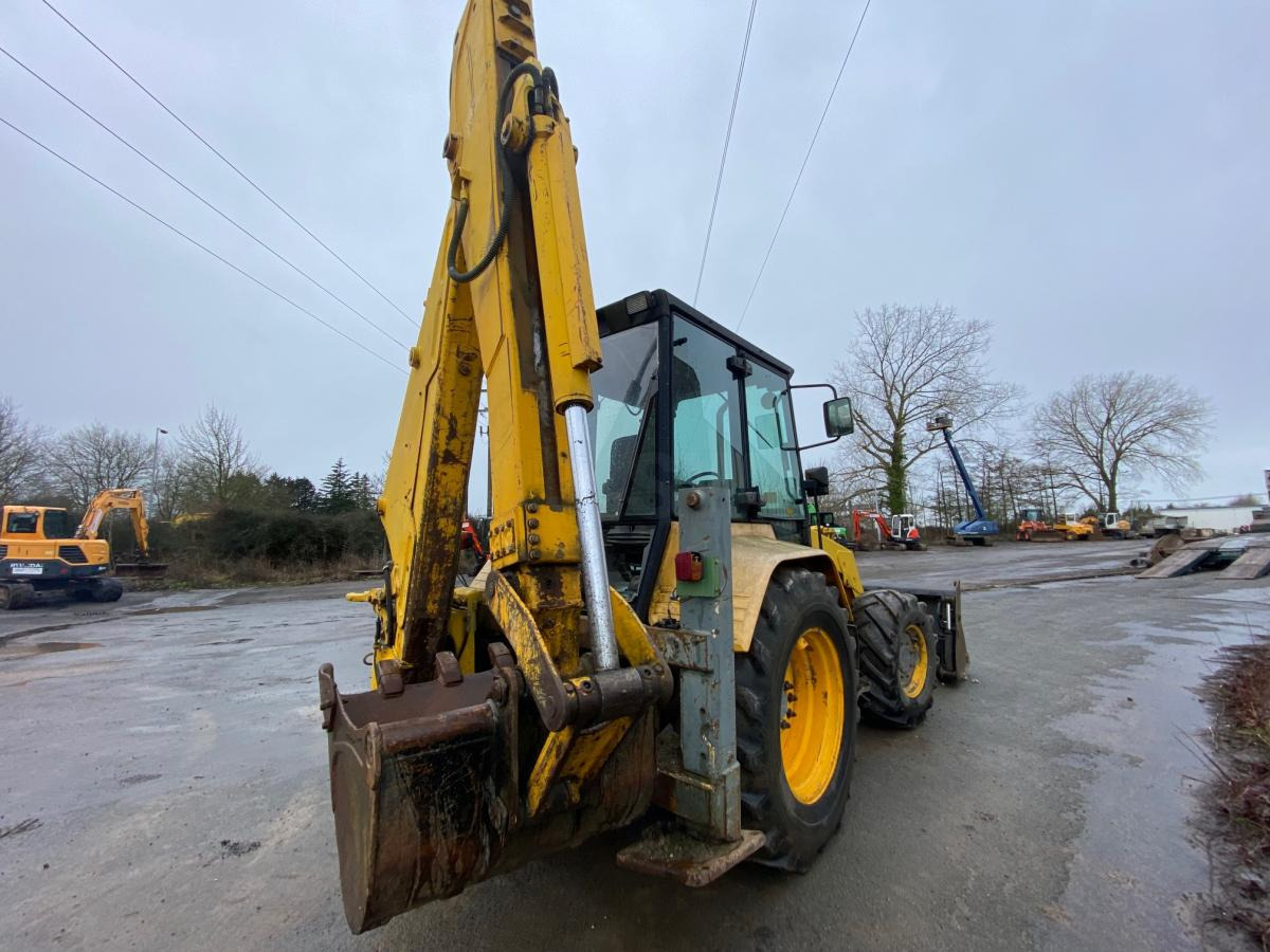 Massey Ferguson MF 865 - Backhoe loader: picture 5 Massey Ferguson MF 865 - Backhoe loader: picture 5