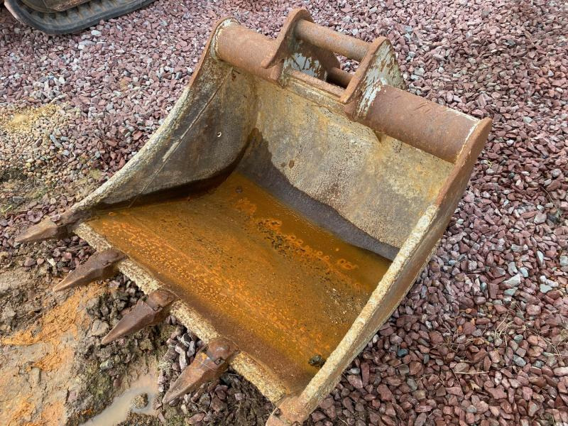 VOLVO 90 CM - Excavator bucket for Construction machinery: picture 1 VOLVO 90 CM - Excavator bucket for Construction machinery: picture 1