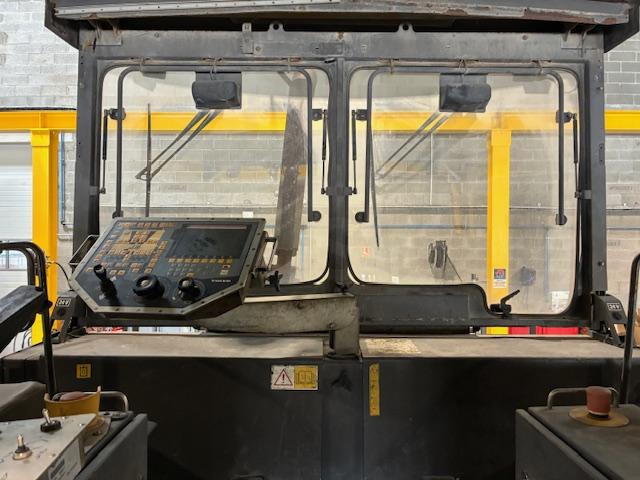 Asphalt paver Volvo P6820C: picture 9