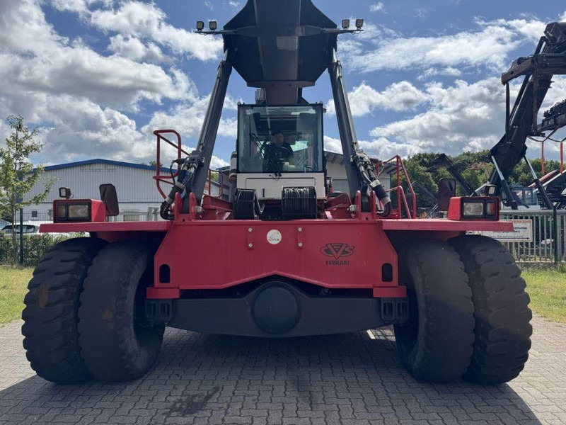 CVS Ferrari F258.6 - Reach stacker: picture 5 CVS Ferrari F258.6 - Reach stacker: picture 5