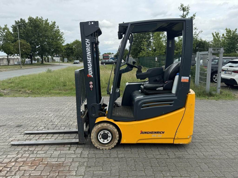 Jungheinrich EFG213 - Electric forklift: picture 1 Jungheinrich EFG213 - Electric forklift: picture 1
