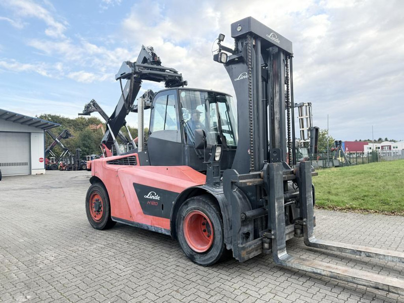 Linde H120/02 - Diesel forklift: picture 2 Linde H120/02 - Diesel forklift: picture 2